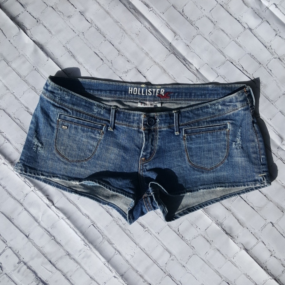 Hollister distressed short booty jean shorts 5